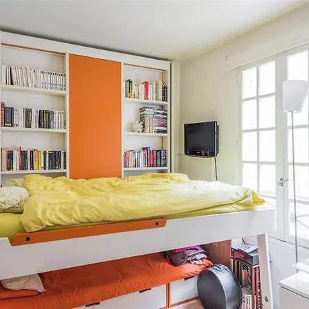 Апартаменты Charming Studio - Champs Elysees Париж